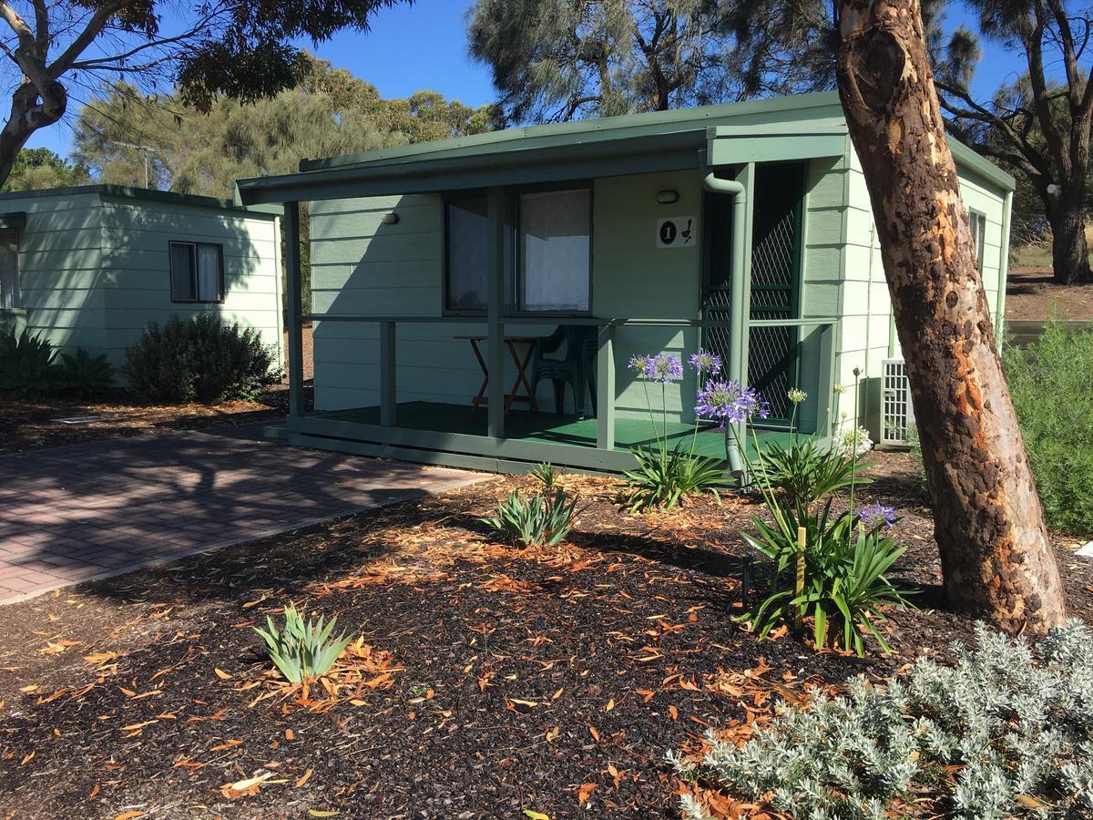 Lake Albert Caravan Park Meningie Exterior foto