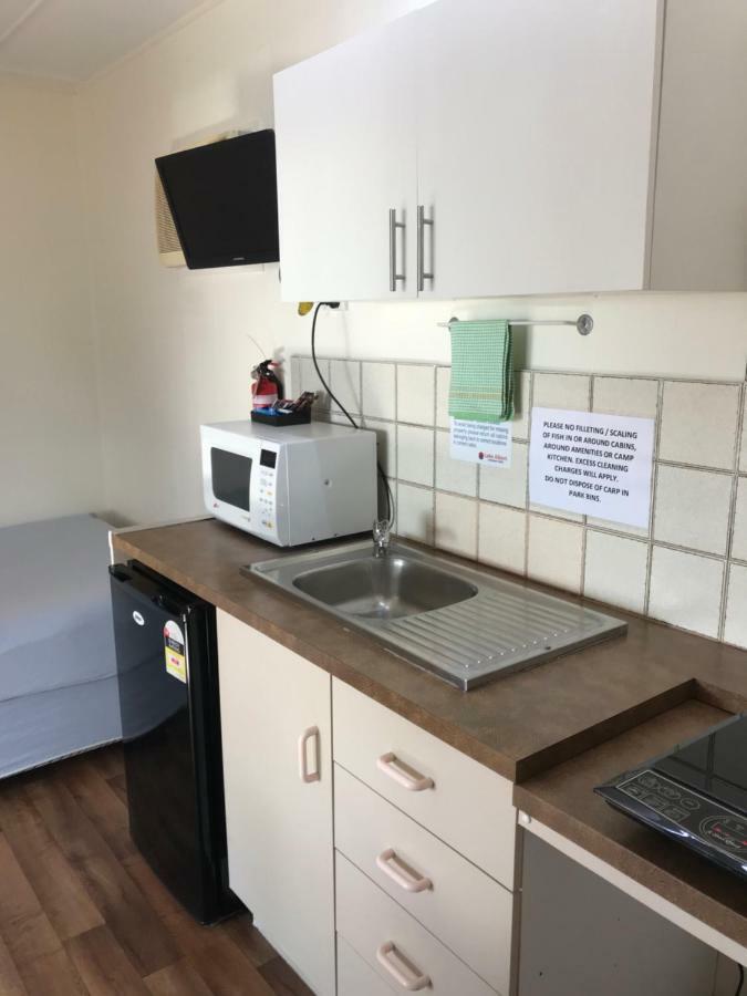 Lake Albert Caravan Park Meningie Exterior foto
